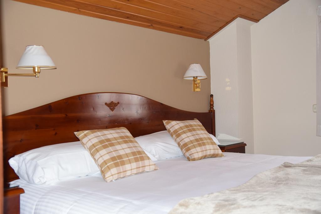 Hotel Roca Alp Kültér fotó